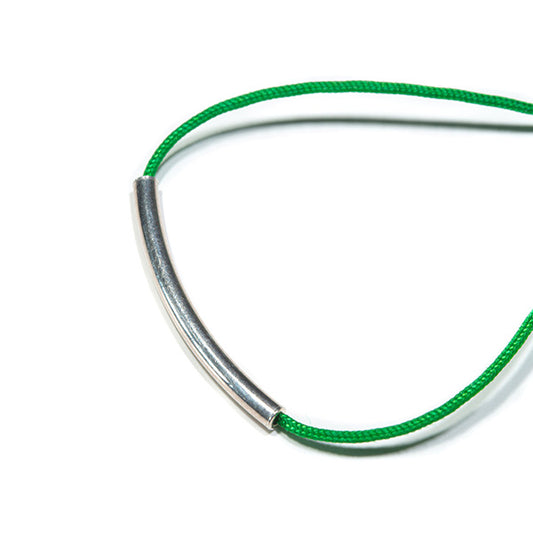 Bracelet artisanal "Le fil de l'espoir"